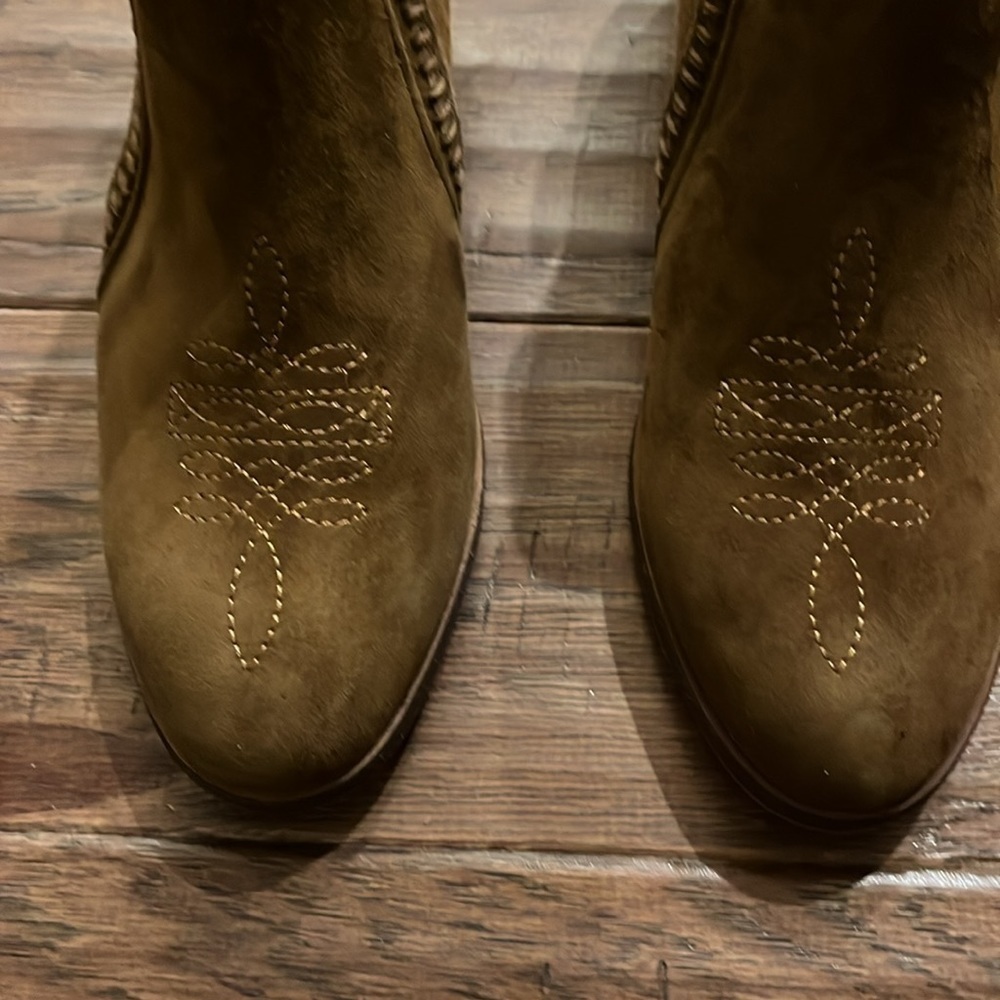 Vince Camuto Women’s Booties - Picture 2 of 11